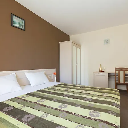 One Bedroom With Balcony
